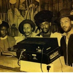 Foundation vs V-Rocket @ Nottingham, UK - 1985 : Mr Palmer, Ricky Ranking, Blacka Dread, Mikey Irie,