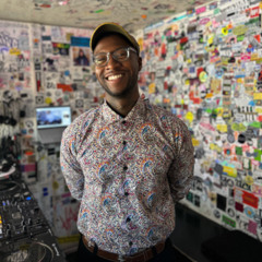 Hot Comb Radio with Michael Grant @ The Lot Radio 09-28-2025