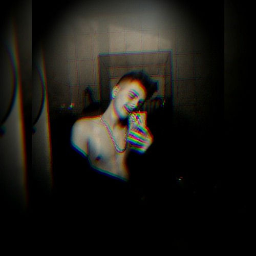 Срывает башню