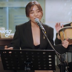 NHỮNG NGÀY MƯA ĐẾN MUỘN - VĂN MAI HƯƠNG   LIVE AT THE SHOW VIETNAM