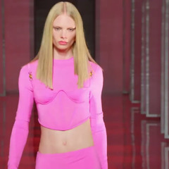 Versace Fall-Winter 2022 Women’s | Fashion Show | Versace