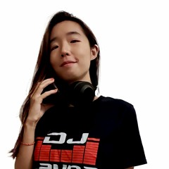 DJ Laura - Zouk Embrace