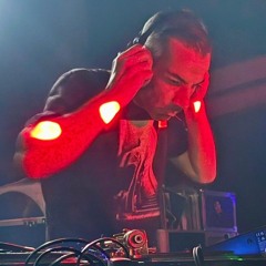 Como_Lo_Quieres_R4MĒ_(28-06-2025).mp3