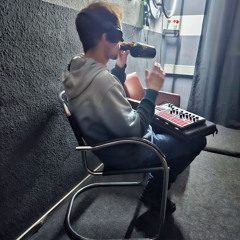 LOCKE DER BASS -FRYDAYisMYDAYmix(03/25).wav