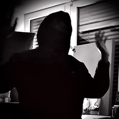 PAXSLIM - WHO KNOCKING AT THE DOOR?