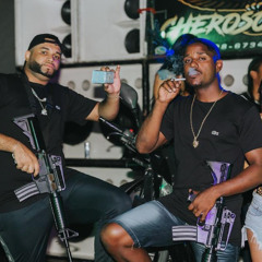 MC DU RED E VITINHO VIBE -  ELA GOSTA DOS CARA PROCURADO
