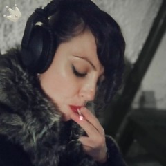 Björk - Headphones - Mid - Low - Remix