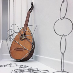 'Fey' - Live Performance