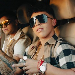 Perreo galáctico ft Giuliano Yankees y Valentino