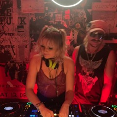 Anastasia b2b Van Der Life @ New Guernica (Township Rebellion)