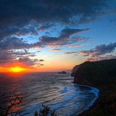 Waves In Pololu Valley