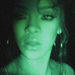 Afrika2thousand & Auraa - "Bi*ch"