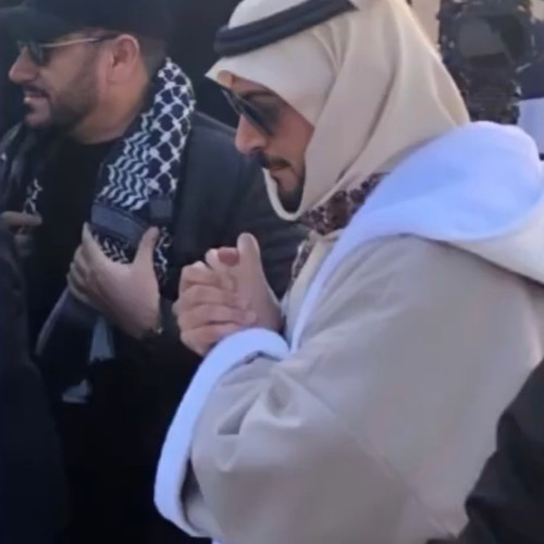 ( وحُب حياتي اللي عشقته )