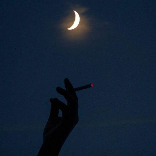Stream شلون أنام الليل وانت على بالي By محم د Listen Online For Free On Soundcloud