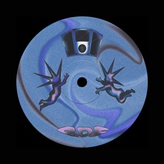 Premiere: Julie Desire 'Are We Dreaming?'