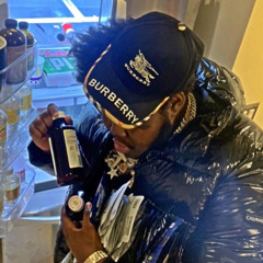 Xanman - Hola Bitch (Feat. BigGav)