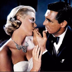 طلّع فييّ هَيك ، هَودي مُش عينيك !⁩