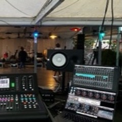Mayday Vayb Live