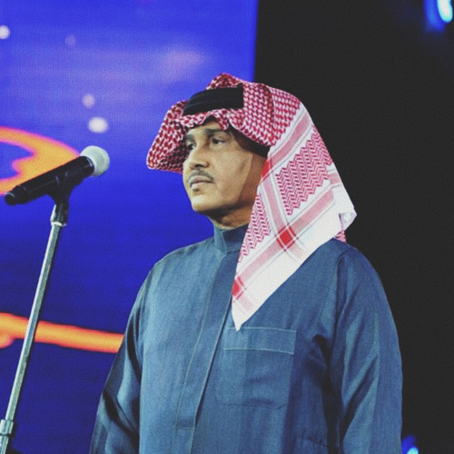 اللي لها مبسمٍ عذبِ رعبوب وعيونها وساعِ