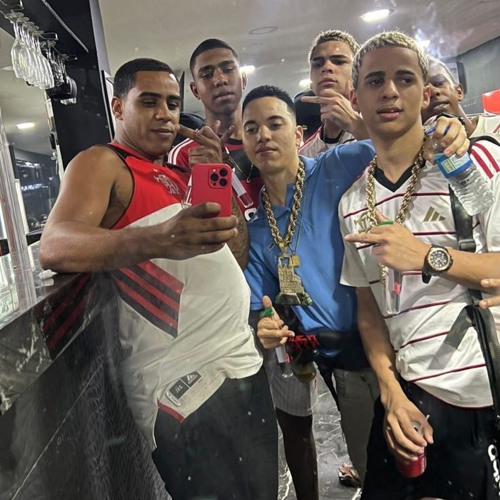 MC RF EI PIRANHA ESCOLHE AI (( DJS RG DO CTL , RD DA PENHA E DJ R AFRO CUMBA