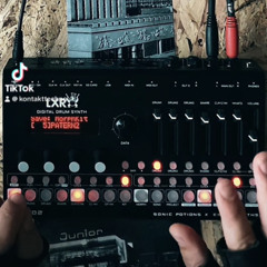 Kontakt Techno LXR02 Katowice City.WAV