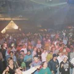 Hardcore Ravers Keep On Stompin