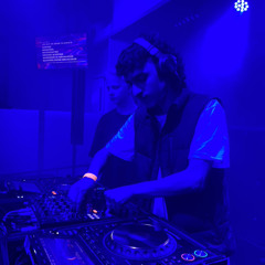 mum’s basement sesh