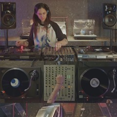 LIVE Vinyl session Median Berlin