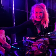 Lush on Vinyl @ "Heads in the Cloud" RDU 50year anniversary- Mix