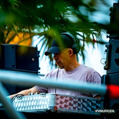 DJ Yurgen @ Surinse Festival - #VRUUGER area