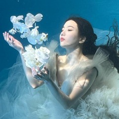Kwon Eun bi(권은비) - Underwater (sped up + reverb)