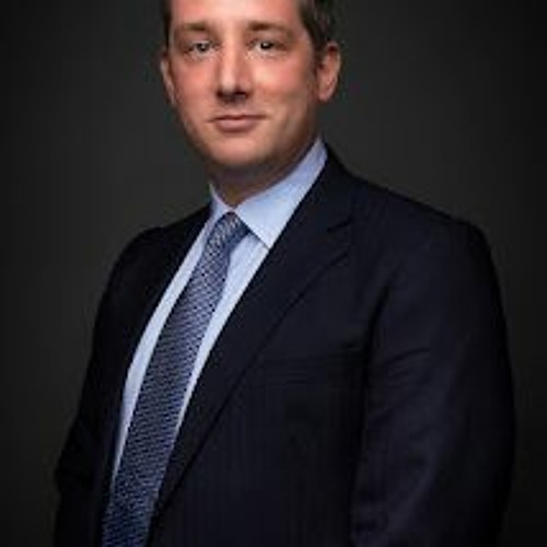 Stream Low Cost Corporate Portrait Photography by Magicdow