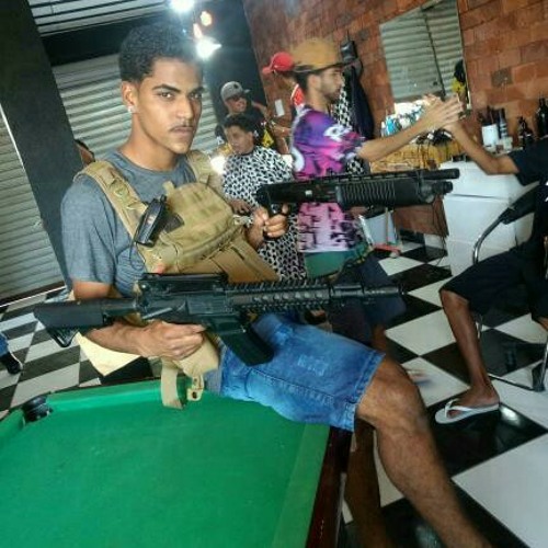 MC RH DO RB = ELA VEM JOGANDO = DJ BIIS O BRABO