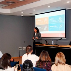 Riesgos y oportunidades del entorno digital para los jóvenes con Charo Sádaba