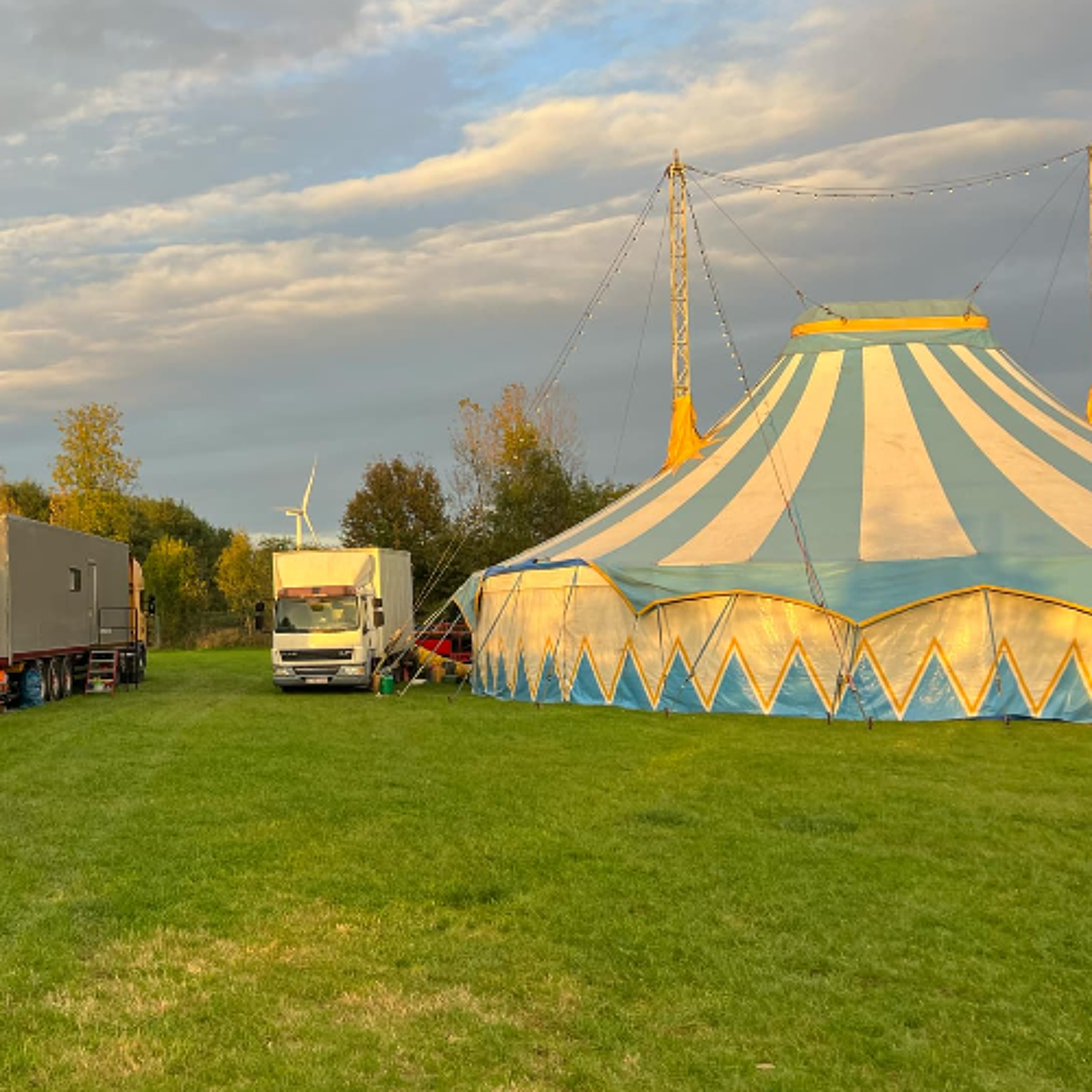 De circusartiest: rondreizen en telkens thuiskomen episode artwork
