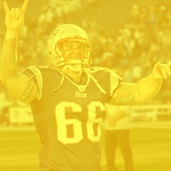 Lonie Paxton, NFL long snapper & 3-time Super Bowl Champion for the New England Patriots