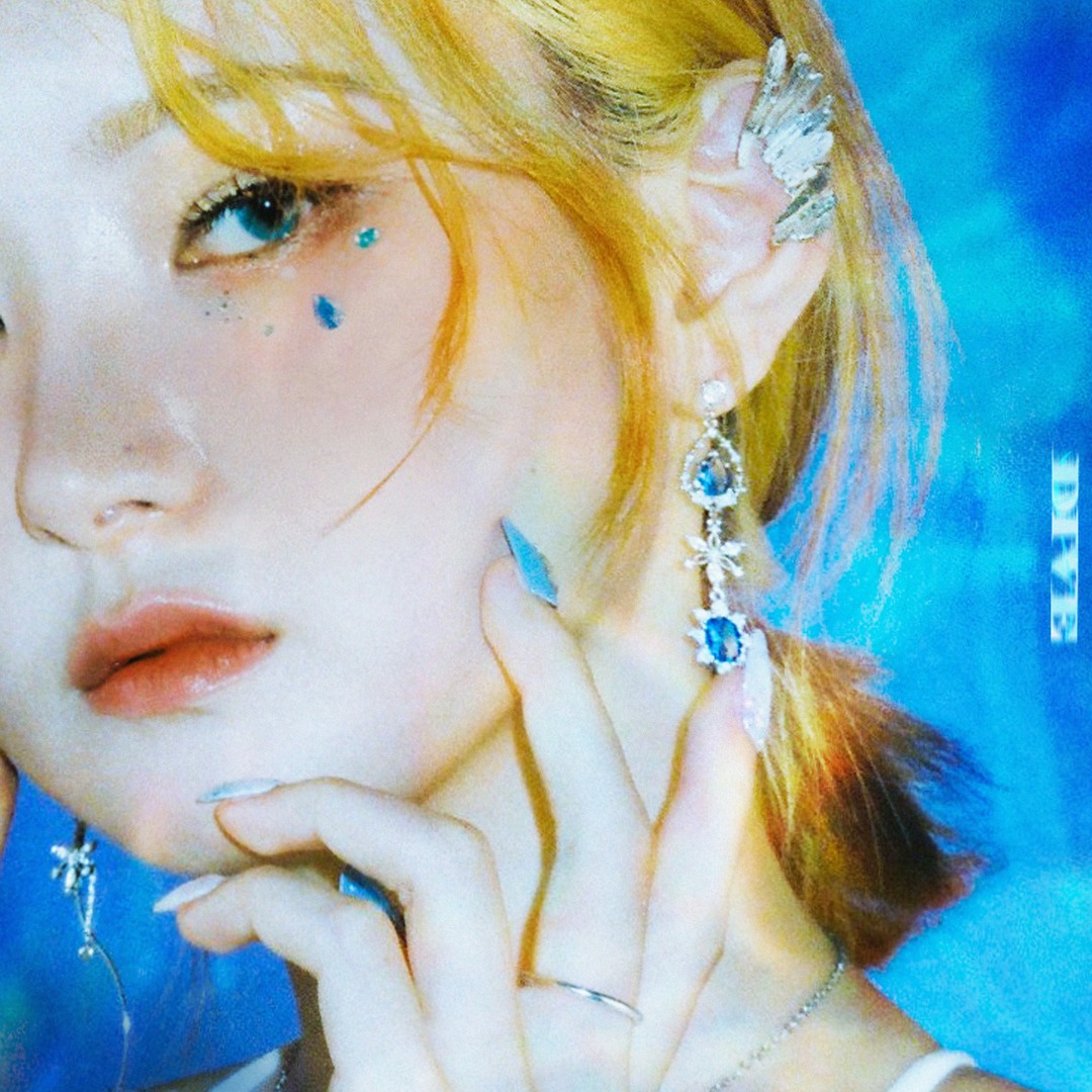 Stream 01. DIVE [Official Audio] by OoOo(오넷) | Listen online for free ...