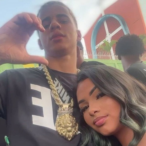 CARLLIN021 - NÃO DEU UM ANO [ Official Music ]