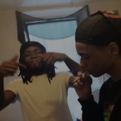 @ slaq @ siptilwedie - feet ona ground (ynx)
