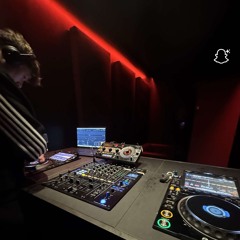 Studio Mix  #002 W/Gilly