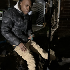 Blackhoe w/ 1arpomyside prod . makk