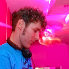 2011 Mikha Mødeszki @ we-love-house.fm