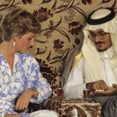 حالفٍ ما أنساك يا عذب الصفاتي