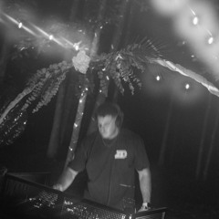 Bass The Feeling @ Kats Den