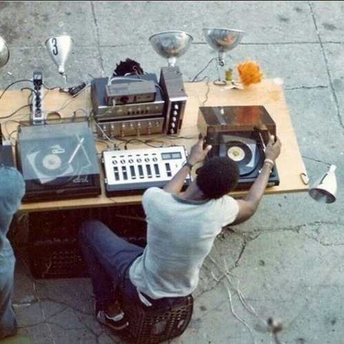 Snoh Aalegra x Tyler the creator WOAH/ FIND YOUR WINGS