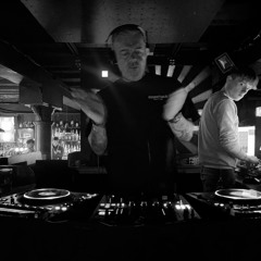 Chris Sillitoe Progressive and Deep Mix 08-25