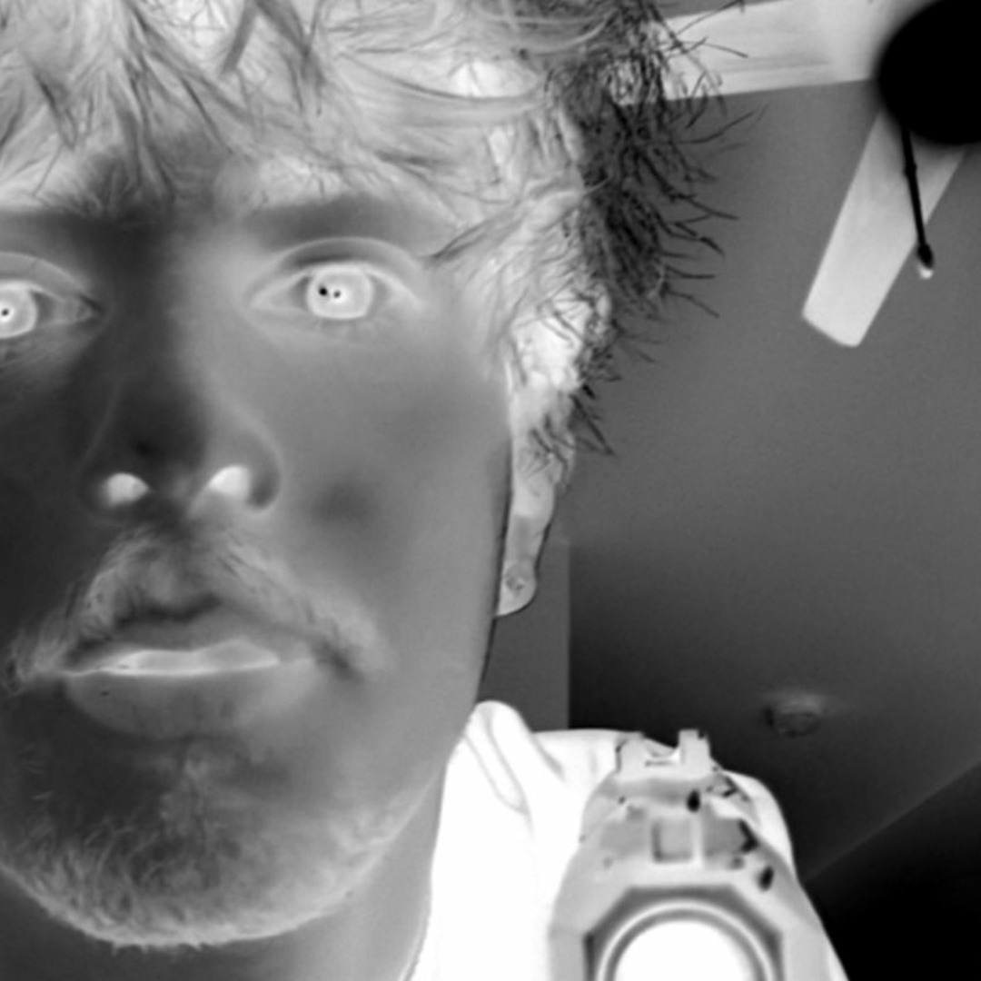 Stream Leave me alone