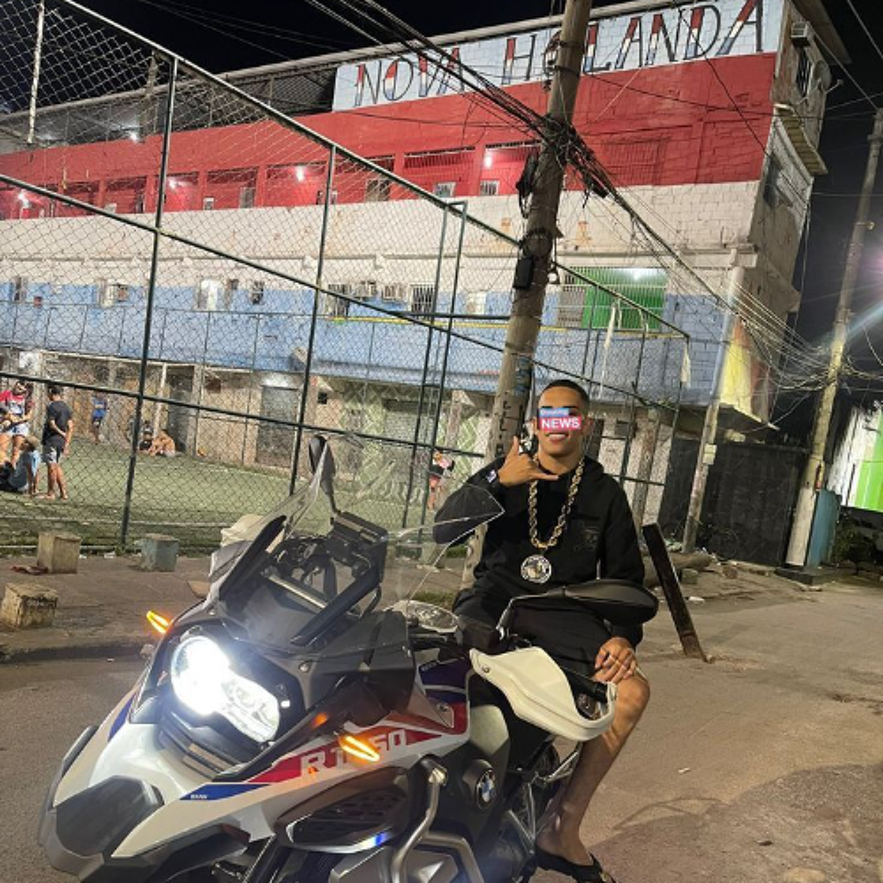 MC ROBA CENA - ELA VAI PRA CASA COM A BUCETA CHEIO DE LEITE ( DJ PSICO DE CAXIAS E DN DE CAXIAS ) episode artwork