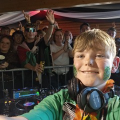 Tim Peaks Kendal Calling Efan Electro