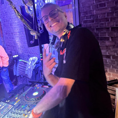 Kingsday 2025 Riza Ri live @Cuisson